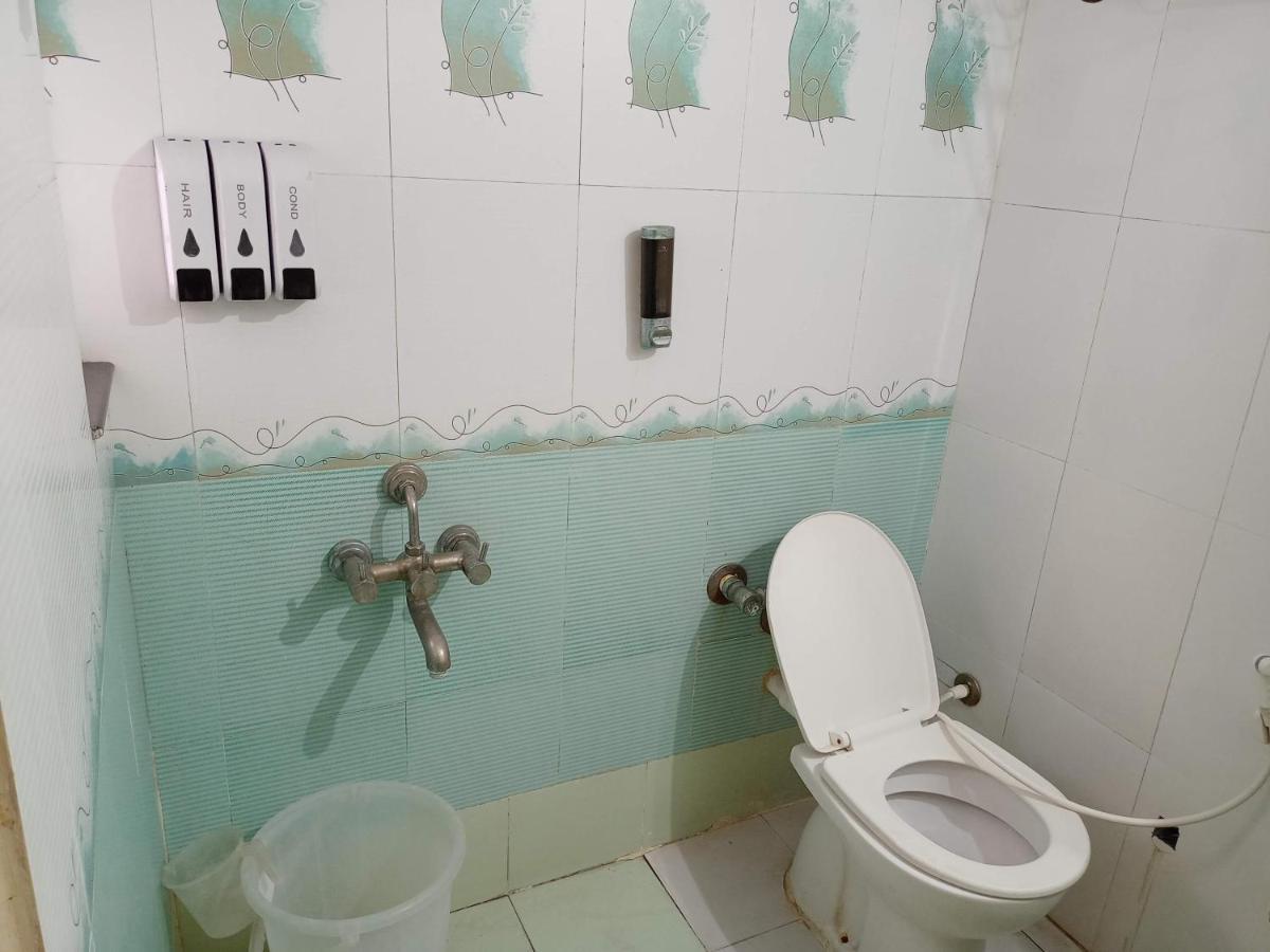 Hotel Wayfare Shirdi Exterior photo